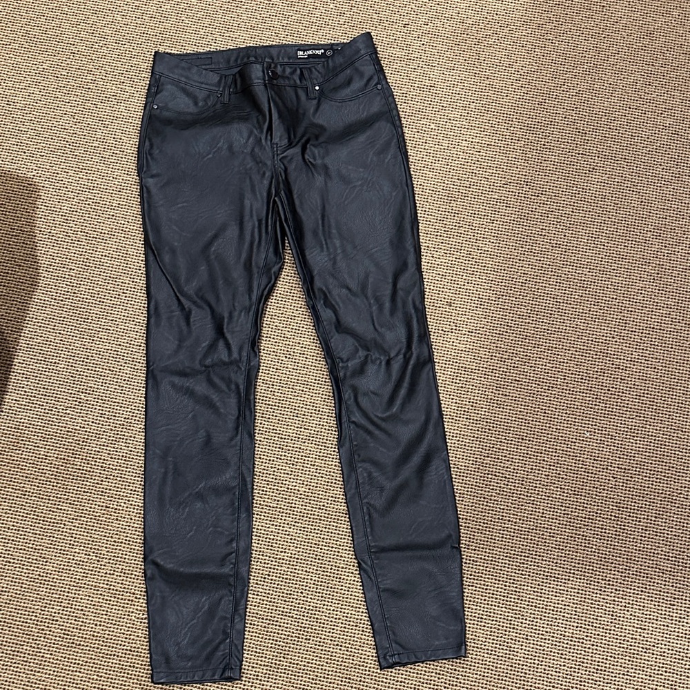 Blank NYC Black Spray-On Jeans